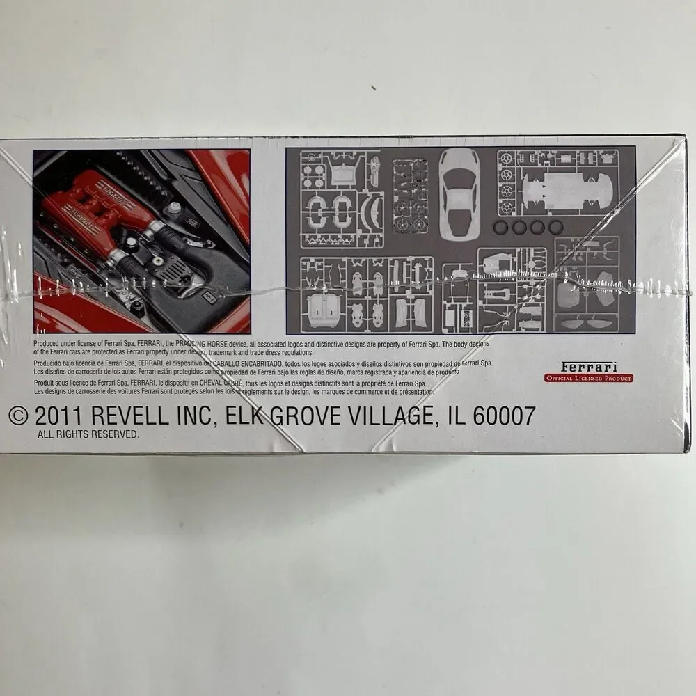 2011 Revell Ferrari 458 Italia 1/24 Scale Model Kit Factory Sealed Skill 3